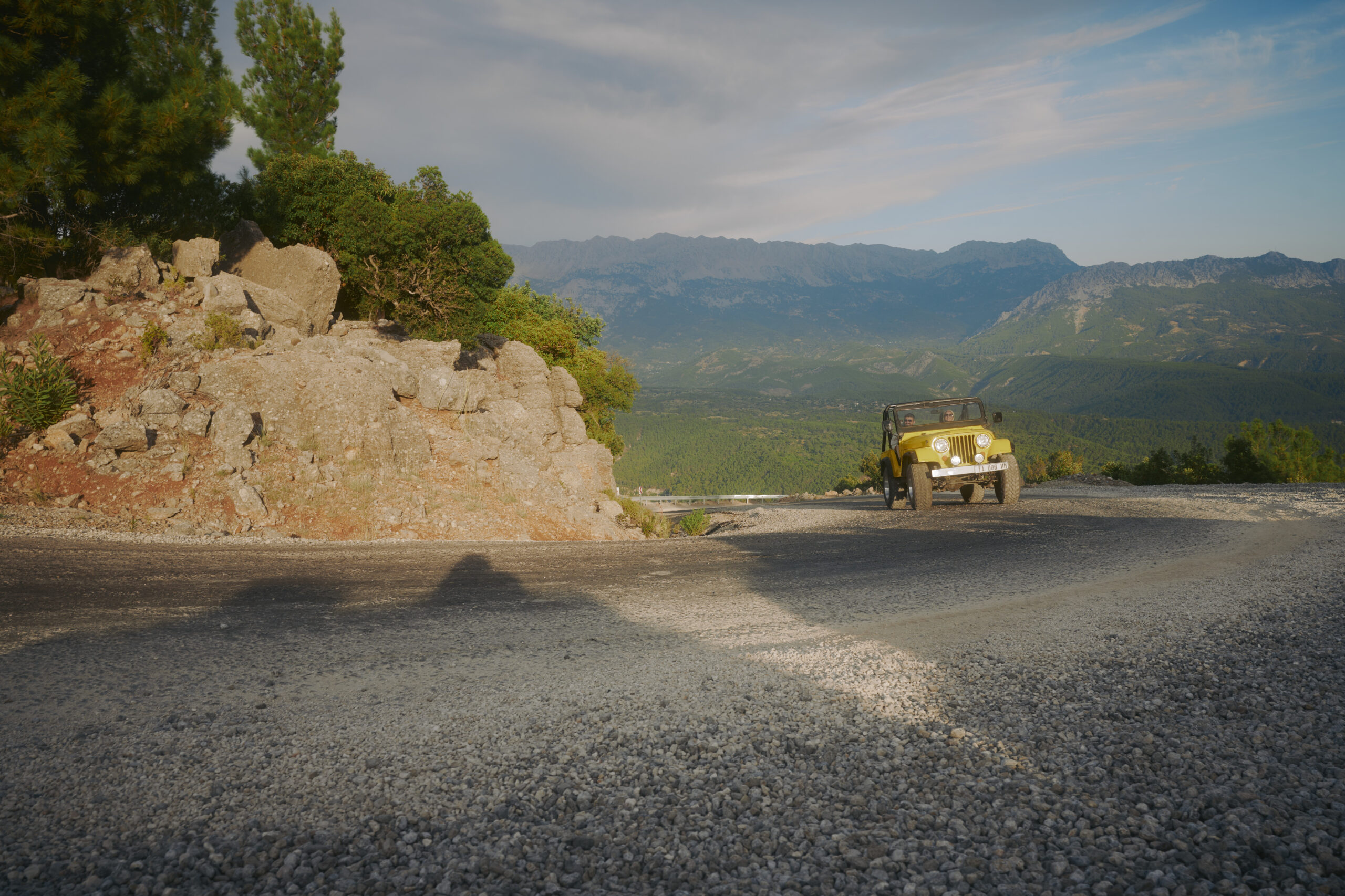 230918_DERTOUR_CAR_DRIVING_1113 230918_DERTOUR_CAR_DRIVING_1113